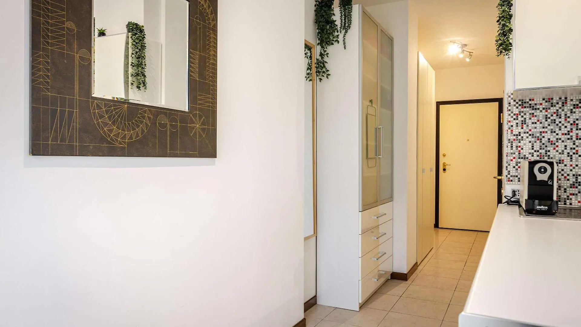 Large And Bright Studio In The Heart Of Bologna
