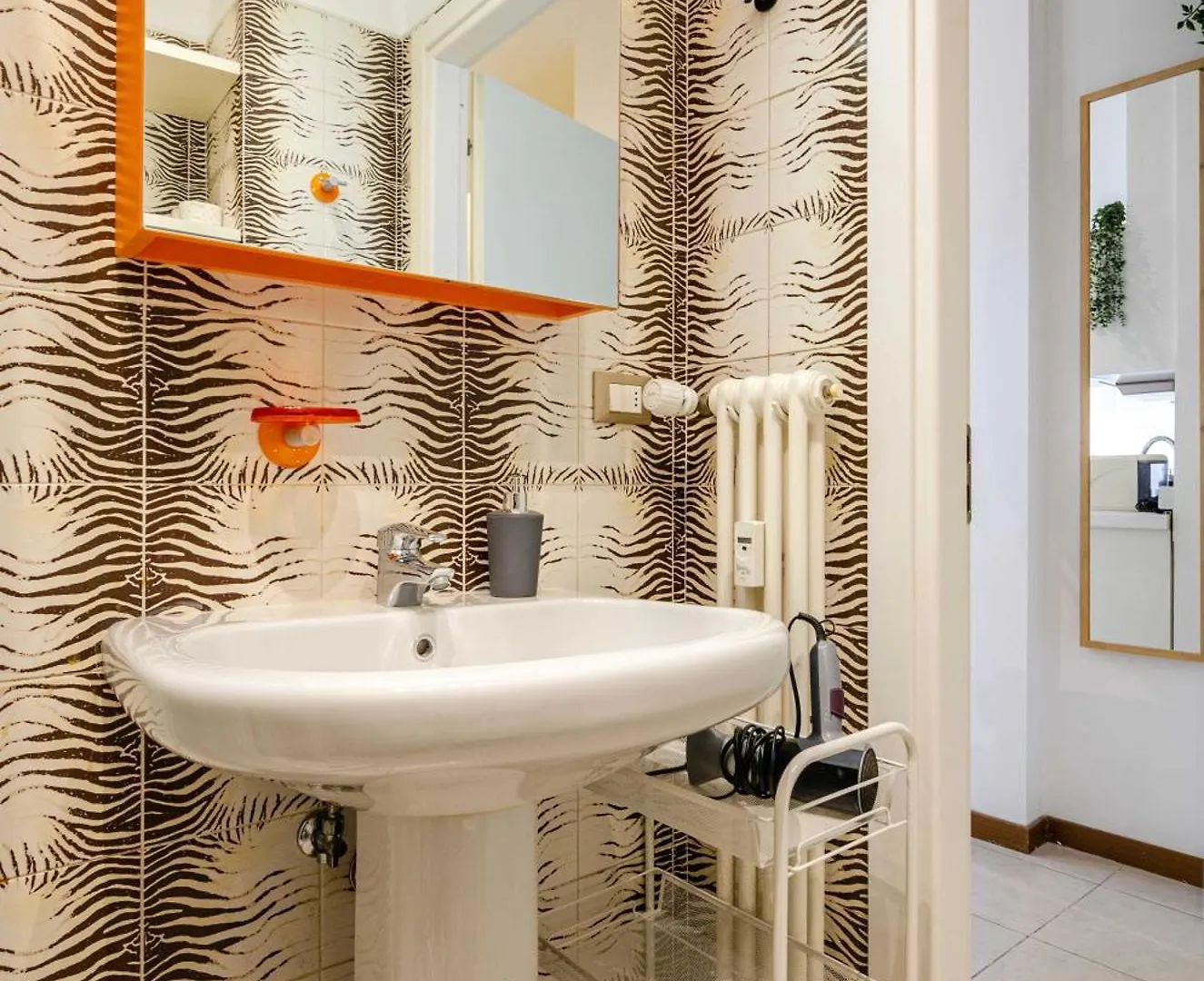 Apartment Large And Bright Studio In The Heart Of Bologna